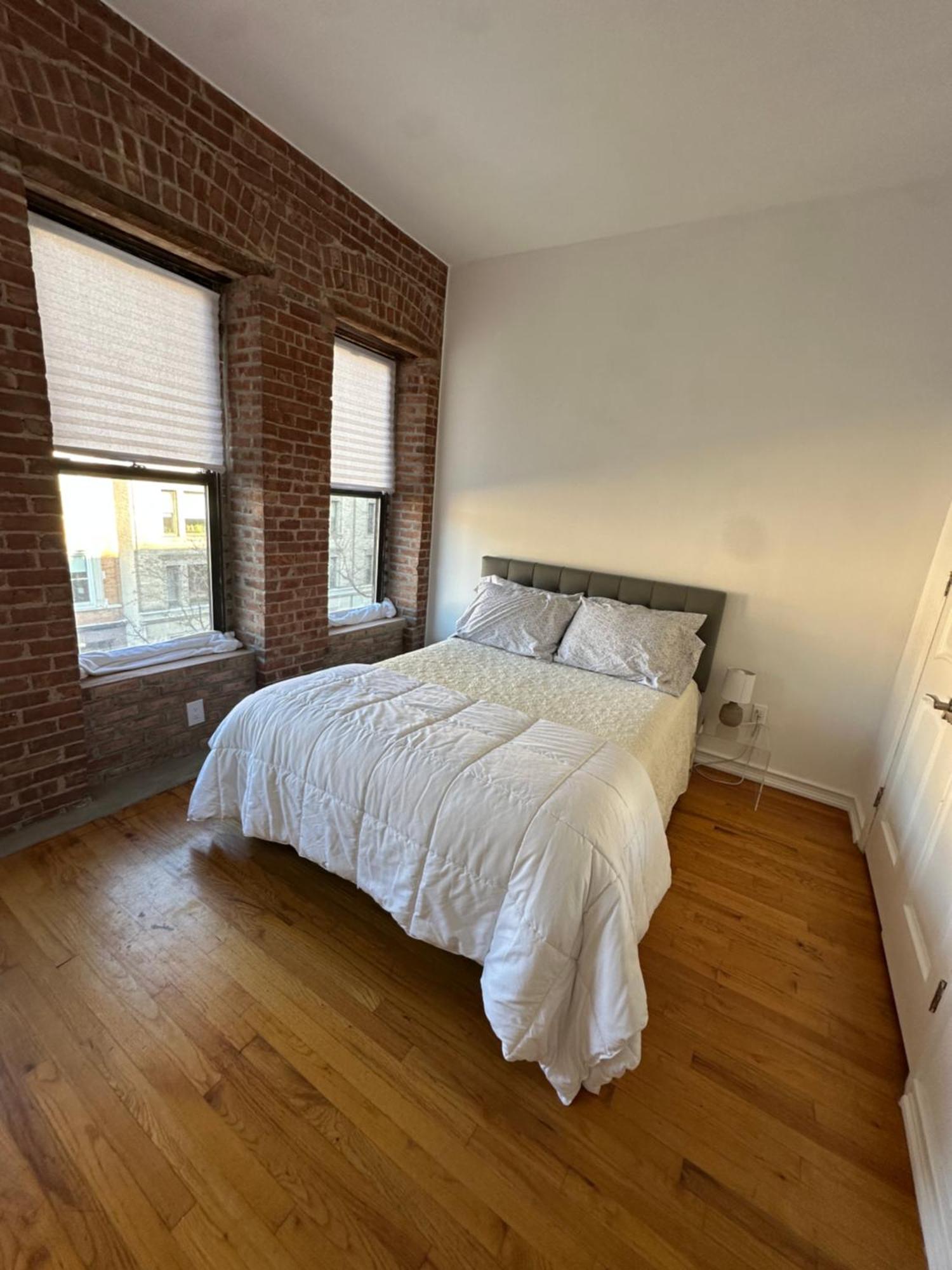 Private Bedroom And Private Bath New York Exterior photo
