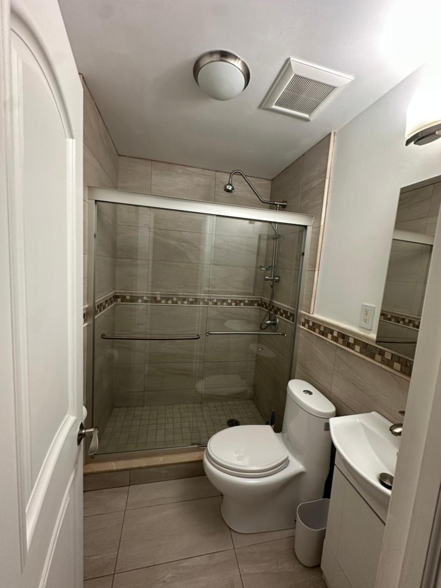 Private Bedroom And Private Bath New York Exterior photo