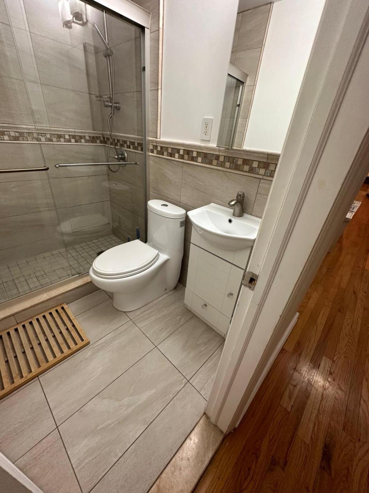 Private Bedroom And Private Bath New York Exterior photo